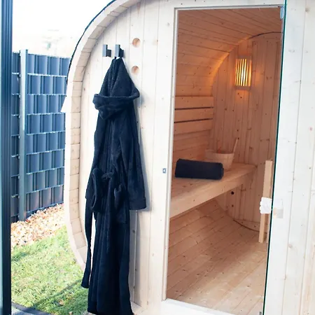 Serenity Apartment *